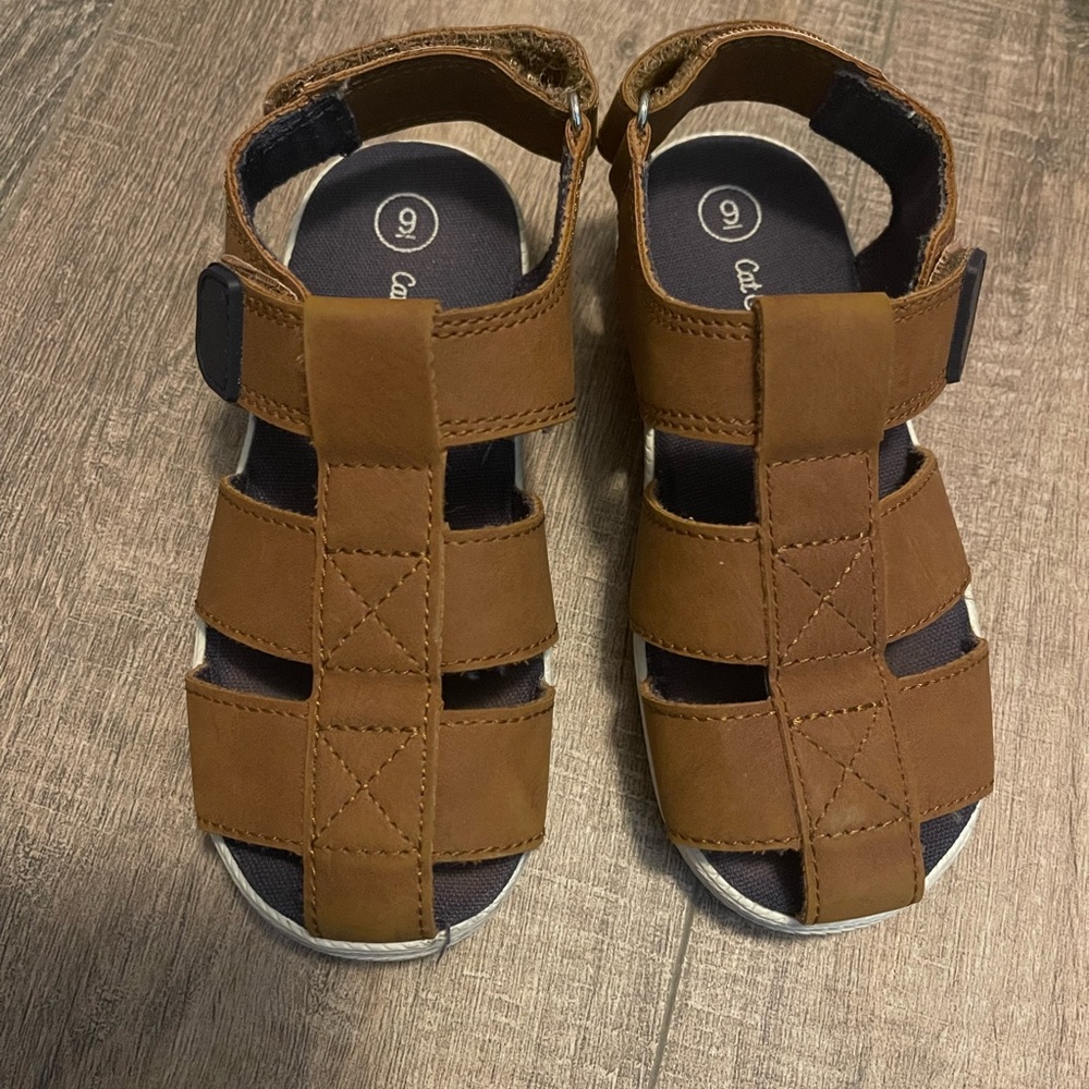 Toddler Boy’s Sandals size 9